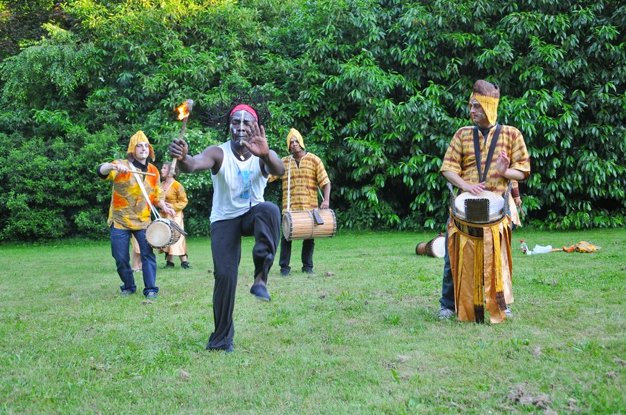 Evry Daily Photo - Cie Afrodite - Fete Mille et une Lumieres 051.jpg